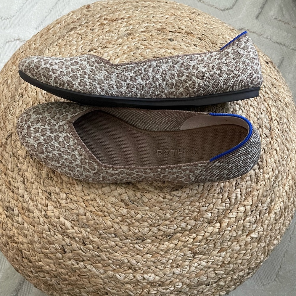 Rothy’s “The Flat” Size 9